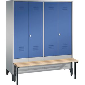 C+P Garderobekast CLASSIC met aangebouwde zitbank, naar elkaar toe zwenkende deuren, 4 afdelingen, afdelingsbreedte 400 mm, blank aluminiumkleurig / gentiaanblauw