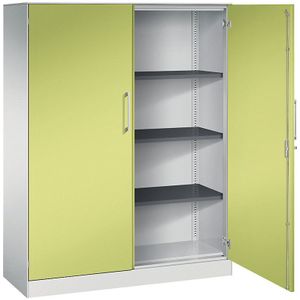 C+P Vleugeldeurkast ASISTO, hoogte 1617 mm, breedte 1200 mm, 3 legborden, lichtgrijs/felgroen