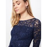 Cocktailjurk van gehaakt kant, model 'STAMM'