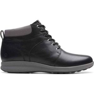 Clarks - Un Adorn Walk - Veterschoenen - Zwart - Leer