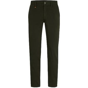 BOSS Heren Schino Taber-1 D Tapered-Fit Chino van overgekleurd katoen-satijn met elastaan, Open Green346, 31W / 34L