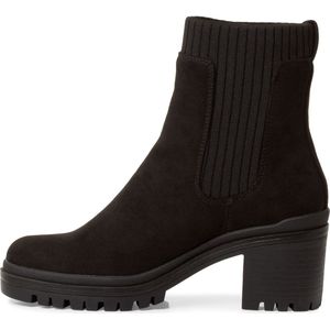 Chelsea boots