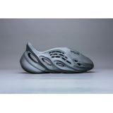 Adidas - Yeezy Foam Rnnr - Badslippers - Onyx - Rubber