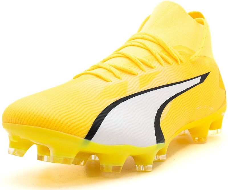 Puma - Ultra Pro - Voetbalschoenen - Zwart - Lichtgewicht Mesh - GripControl