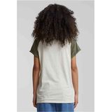 Urban Classics - Contrast Raglan Dames T-shirt - Beige Olijfgroen