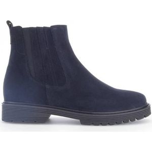 Chelsea boots