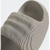 adidas - adilette 22 - Badslippers - Bruin - EVA-materiaal op bio-basis