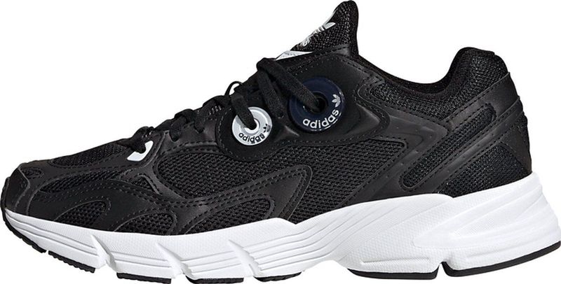 adidas Originals - Astir - Sneakers - Zwart / Wit