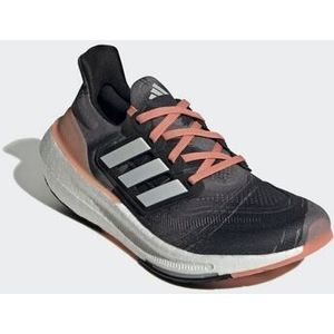 Sneakers Ultraboost Light adidas Performance. Polyester materiaal. Maten 40. Zwart kleur