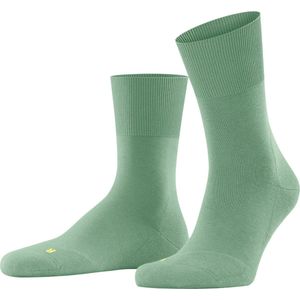 FALKE Unisex Run sokken sneldrogend ademend katoen functioneel garen zolen fijne mix effen fantasie ideaal met casual sportieve sneakers 1 paar, Nettle groen 7447