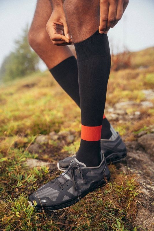 FALKE RU Compression Energy Hardlopen compressie anti zweet ademend sneldrogend sportsokken heren wit - Maat 43-46 W4