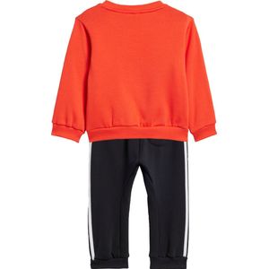 adidas - Badge of Sport - Joggingpak - Rood Zwart Wit - 70% Katoen 30% Gerecycled Fleece Polyester