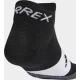 ADIDAS TERREX Sportsokken ' Terrex Heat.Rdy Trail Running Speed Ankle Socken '  zwart / wit