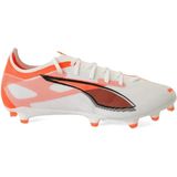 Puma - Ultra 5 Match - Voetbalschoenen - Zwart - Gerecycled Materiaal