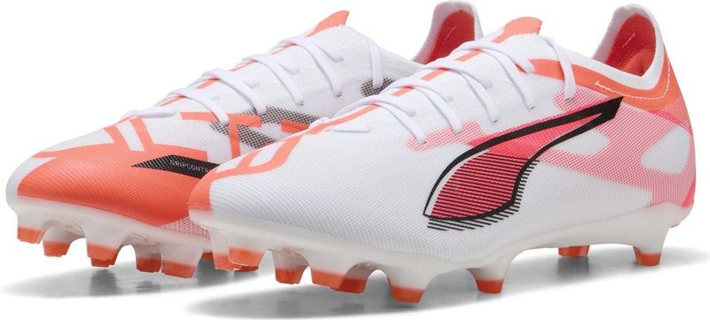 Puma - Ultra 5 Match - Voetbalschoenen - Zwart - Gerecycled Materiaal