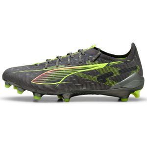 Puma - Ultra 5 Ultimate - Voetbalschoenen - Zwart - Gerecycled Materiaal