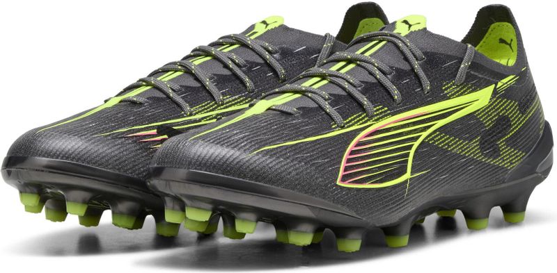 Puma - Ultra 5 Ultimate - Voetbalschoenen - Zwart - Gerecycled Materiaal