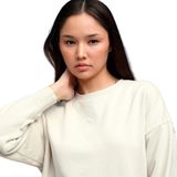 PUMA - ESS OVERSIZED CREW FL - Shirt - Alpine Snow - 66% Katoen, 34% Polyester