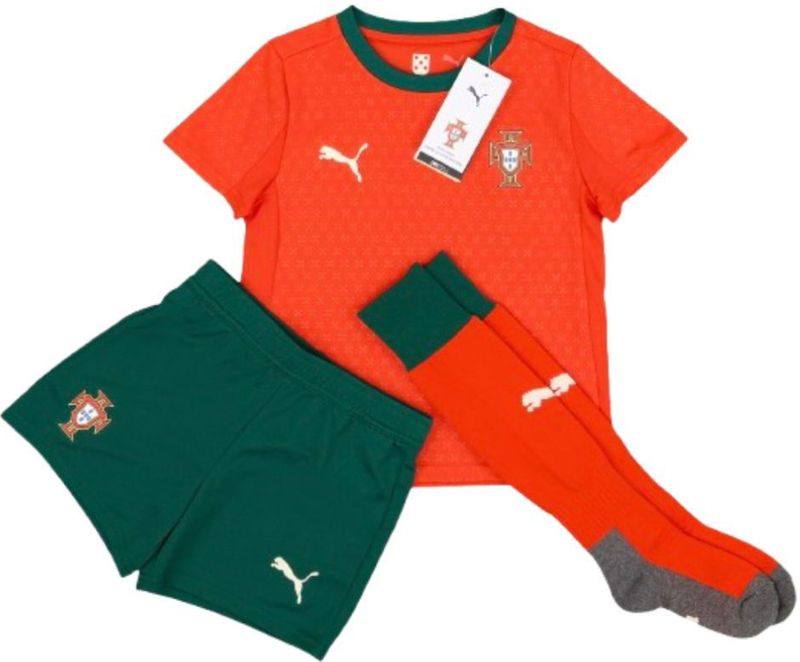 PUMA - Portugal 2025 Mini-Thuistenue - Rood/Bruin - 100% Gerecycled Materiaal
