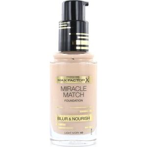 Max Factor - Miracle Match Foundation - Light Ivory