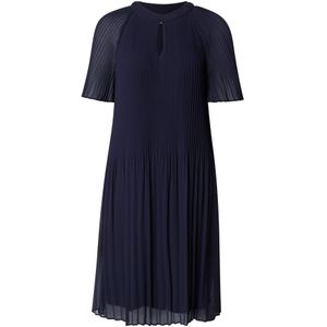 Comma - Midi-jurk - Navy - Gemaakt van Chiffon - Met Plissé-vouwen