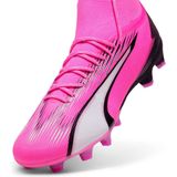 Puma - Ultra Pro - Voetbalschoenen - Zwart - Lichtgewicht Mesh - GripControl Skin