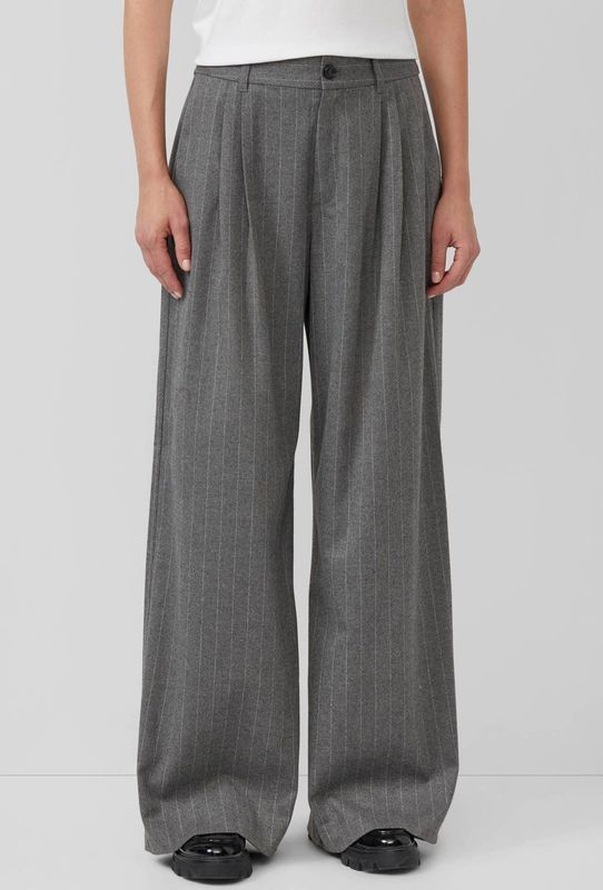 s.Oliver - Broek - Grijs/Wit - Wide Leg - Mid Waist - Krijtstrepen