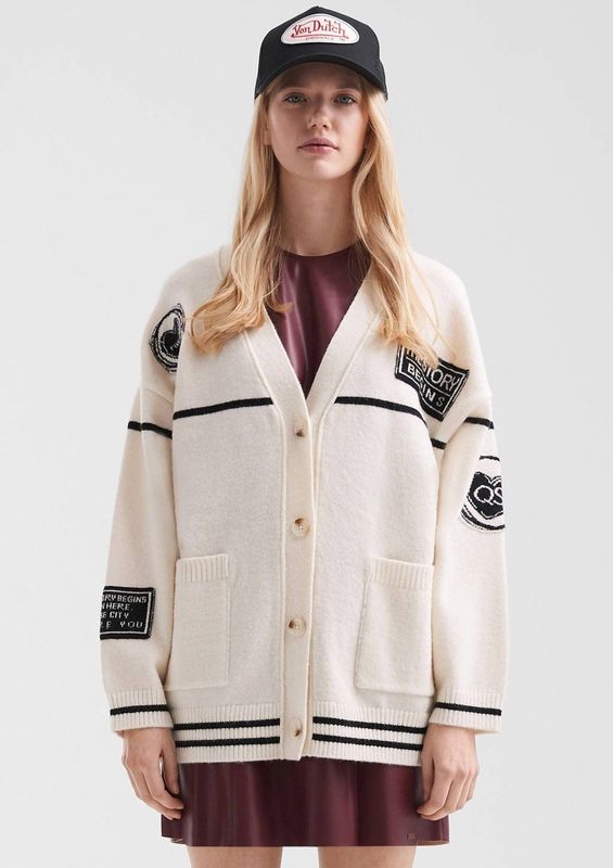 Q/S by s.Oliver - Gebreid Vest - Ecru - V-hals - Knoopsluiting