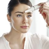 Braun - Face SE810 - Epilator - Wit - Inclusief Gezichtsreinigingsborstel