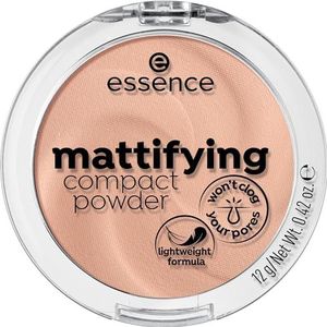 Essence Teint Powder Mattifying Compact Powder No. 04 Perfect Beige
