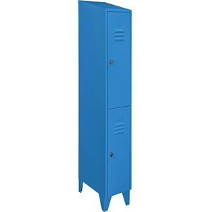Wolf Lockerkast met twee verdiepingen Berlin 2, 1 compartiment, lichtblauw, breedte 300 mm, schuine bovenkant
