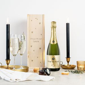 Wijn in gegraveerde kist - Vintense Blanc alcoholvrij