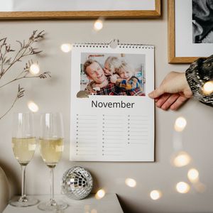 Geburtstagskalender mit Fotos - Hochkant - L
