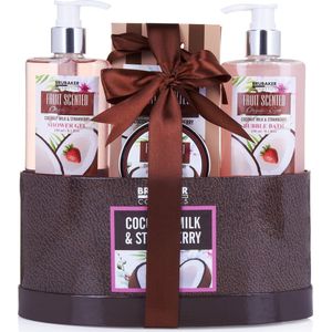 BRUBAKER Cosmetics Bad- en Doucheset Kokos- en Aardbeiengeur - 5-delige Cadeauset in Cadeauborst