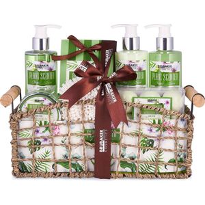 BRUBAKER Beautyset Bad- en Doucheset Aloe Vera - 13-delige Cadeauset in Decoratieve Mand