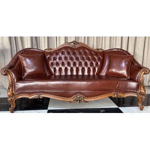 Casa Padrino luxury baroque Chesterfield sofa bordeaux red/black/gold - Magnificent living room sofa with fine faux leather - Baroque Chesterfield Living Room Furniture