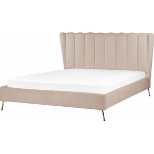 Bedframe beige fluwelen bekleding gouden metalen poten EU tweepersoonsmaat met USB poort hoofdbord modern glam slaapkamer