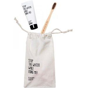 STOP THE WATER WHILE USING ME! Gezicht Tandverzorging Cadeauset Wooden Bamboo Toothbrush + Toothpaste 0,75 ml +- Mini Tote Bag Oral Care