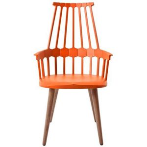 Kartell 595410 Comback stoel vier houten poten 58 x 100 x 50 cm zithoogte 48,5 cm kleur zitvlak frame eiken, oranje/rood
