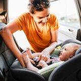 BabyGO autostoel Move 360 - Draaibare i-Size autostoel met isoFix - voor kinderen van 40-150cm - Zwart