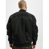 Alpha Industries - MA-1 VF 59 Long - Bomber Jas - Groen - 100% Nylon Buitenkant en Voering