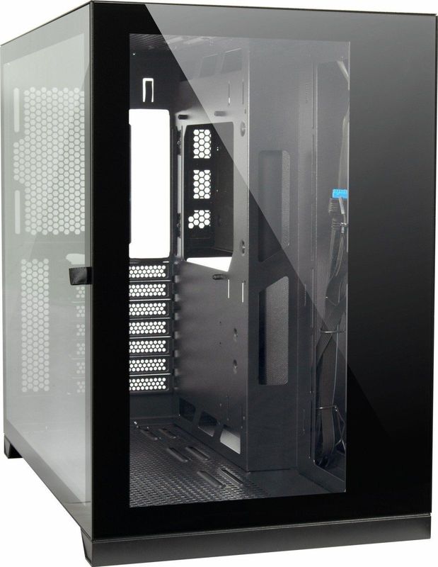 Intertech - S-703 - PC-behuizing - Zwart - Staal - USB 3.0 Type-C