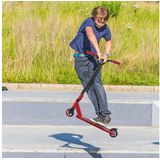 Stuntstep Rood Rook in Rood Zwart