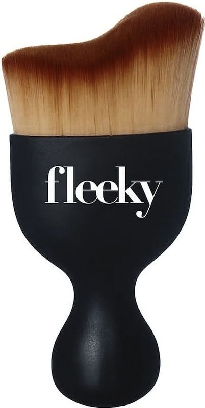 Fleeky - Kabuki Tan Brush - Make-up Borstel - Synthetisch - Zwart
