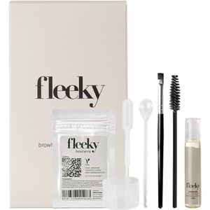 Fleeky - Default Brand Line Browhenna Kit - Complete Wenkbrauw Haar- en Huidverfset Wenkbrauwverf Light Brown