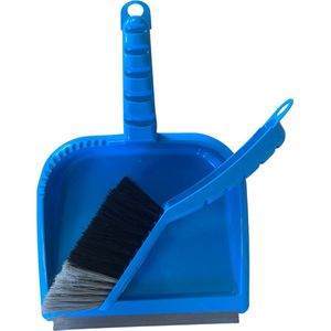 Stoffer en Blik | Blauw | Schoonmaken | Eenvoudig | Binnen en buiten huis | Grote schoonmaak | Schoonmaakster