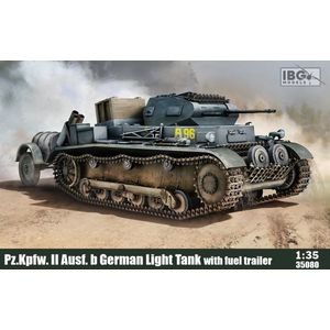 1:35 IBG Models 35080 Pz.Kpfw. II Ausf.b - German Light Tank with fuel trailer Plastic Modelbouwpakket