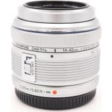 Olympus M ZUIKO Digital - Lens - ED 14-40 Mm - 1:3.5 - 5.6 II R - Zilver
