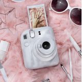 Fujifilm - Instax Mini 12 - Instantcamera - Wit - Flash