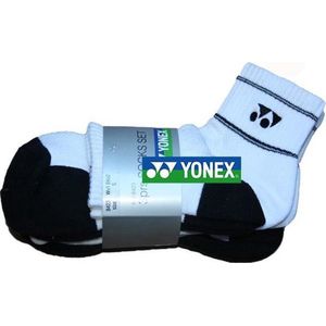 Yonex half hoge sokken 8423 | 3 paar | maat 36-39